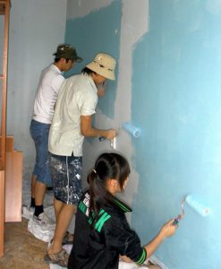 Tranh cãi nảy lửa: Tại sao biết khổ vẫn đi du học Hàn Quốc - Ảnh 1.